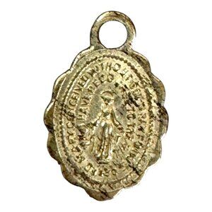 Vtg Mary Pray for Me Religious Miraculous Medal Pendant Antique Catholic Charm